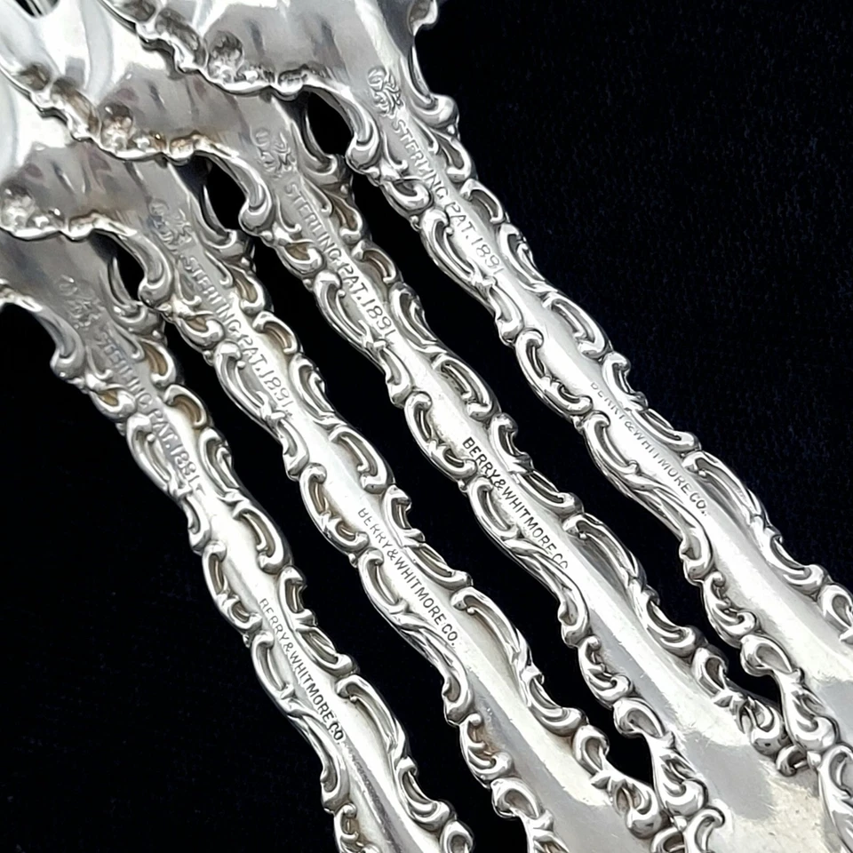 Lote de 4 tenedores de ensalada individuales de plata esterlina Luis XV Whiting de 6 1/8" con mono Foto 4 de 4