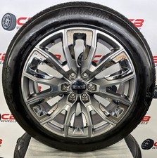 Gmc Yukon 22 Oem Machined Hypersilver W Chrome Inserts Wheels And Tires