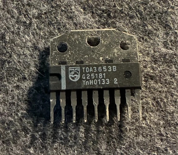 TDA3653B Vertical Deflection IC