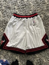 Chicago Bulls 1998 Vintage NBA Basketball Shorts Size XL