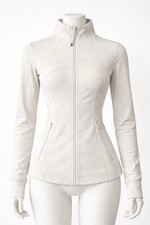 Lululemon Define Jacket Luon in Bone Gently Worn Condition Size 4