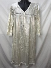 VINTAGE CHRISTIAN DIOR WHITE SATIN IVORY LACE NIGHTGOWN SIZE M GRANNYCORE BRIDAL