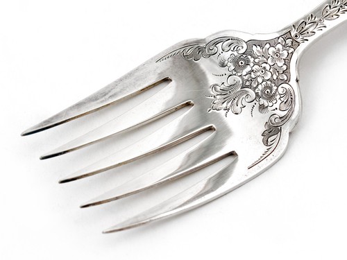 Unusual Boxed Pair of Silver Plate Fish Servers - Picture 6 of 10