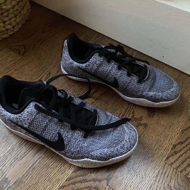 kobe new basketball shoes