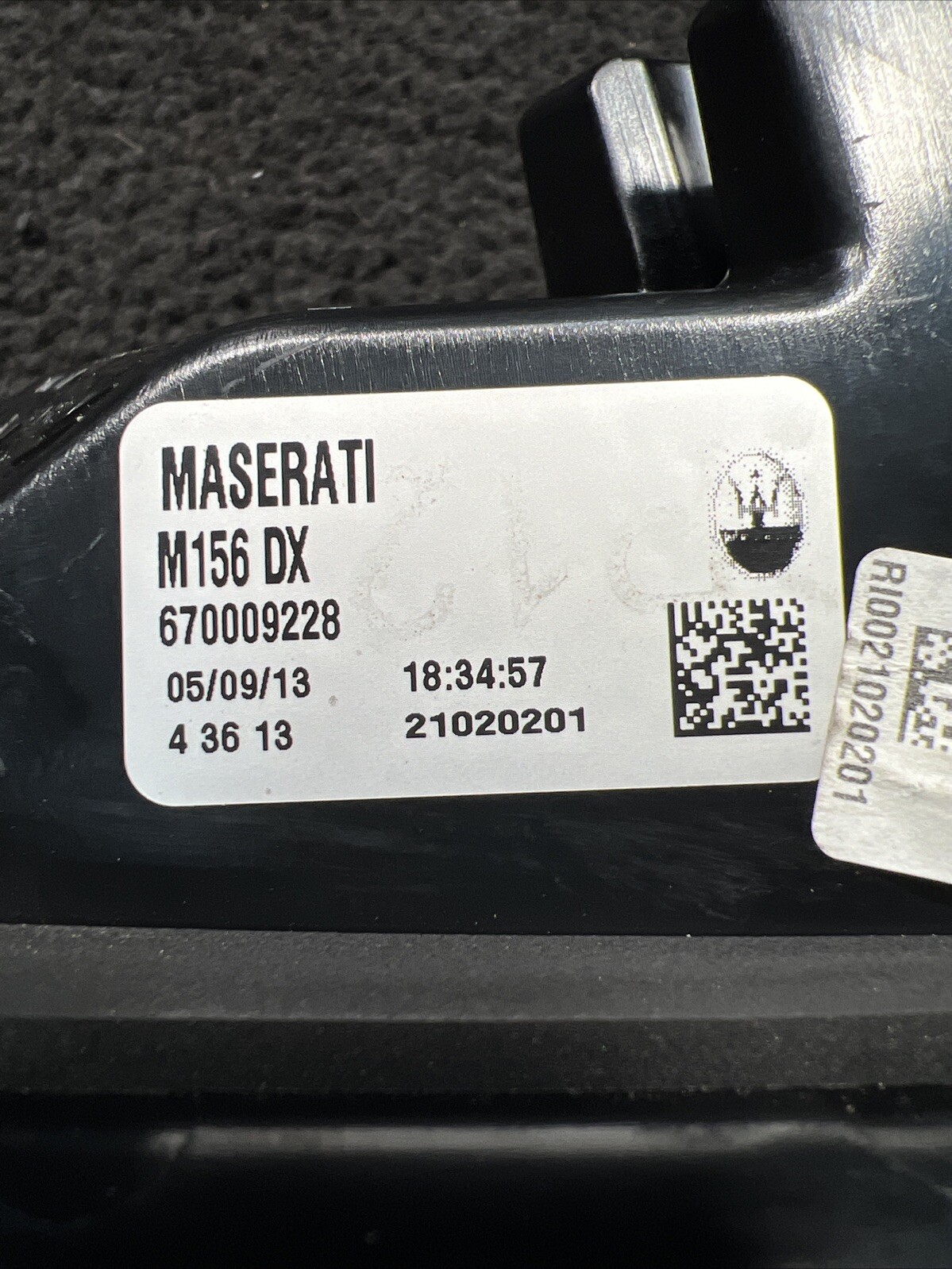 2014 Maserati Quattroporte Right Side Inner Trunk Taillight Lamp OEM 670009228