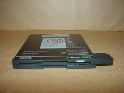 VINTAGE IBM FLOPPY DRIVE TEAC FD-05CSB 01-U  PART # 08K9604 FRU # 08K9606