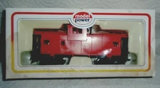 MODEL POWER Red Safety Caboose #9125  In Box