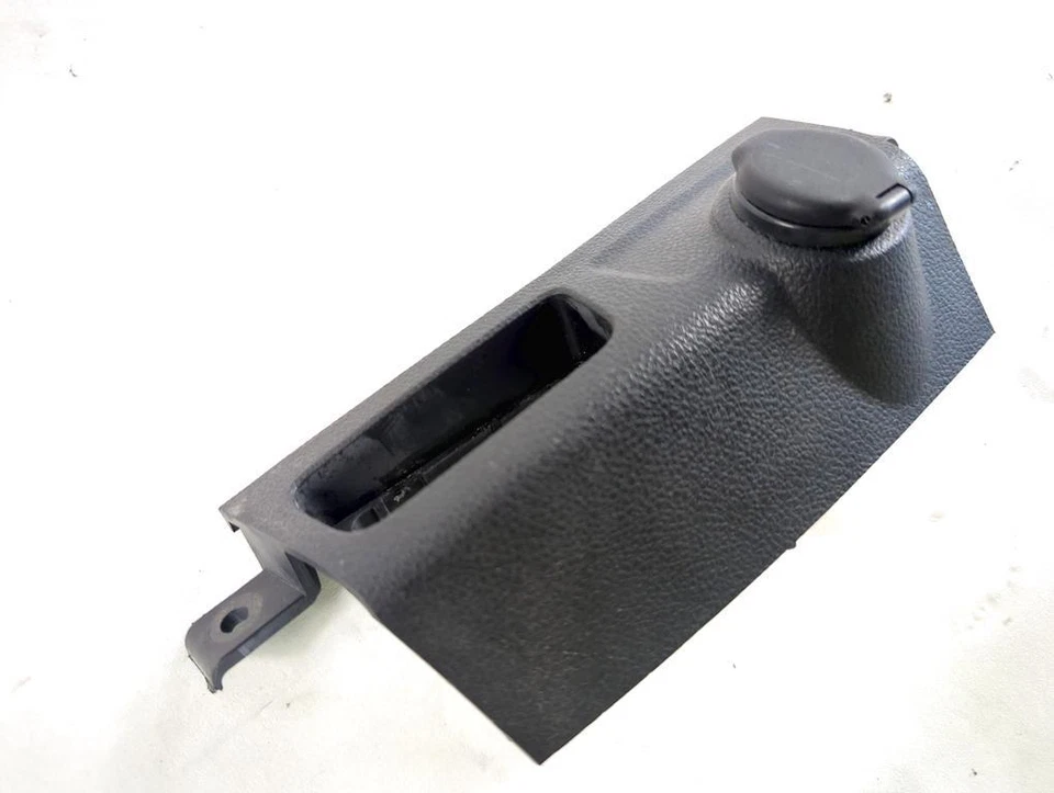 25774623 Socket Zigarettenanzünder CHEVROLET Trax 1.7 D 96KW Aut 5P (2014) Foto 3 de 4