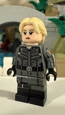 Lego Thunderbolts - BrickBangers - The Lone Assassin Yelena Belova Minifigure
