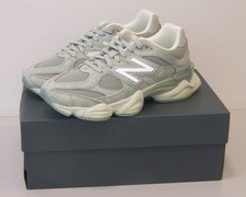 New Balance 9060 Mosaic Green/Sea Salt Unisex Gr. 43 NEU