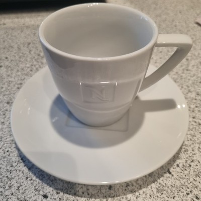 2x Original Nespresso Tasse + Teller Kaffee weiß Porzellan.