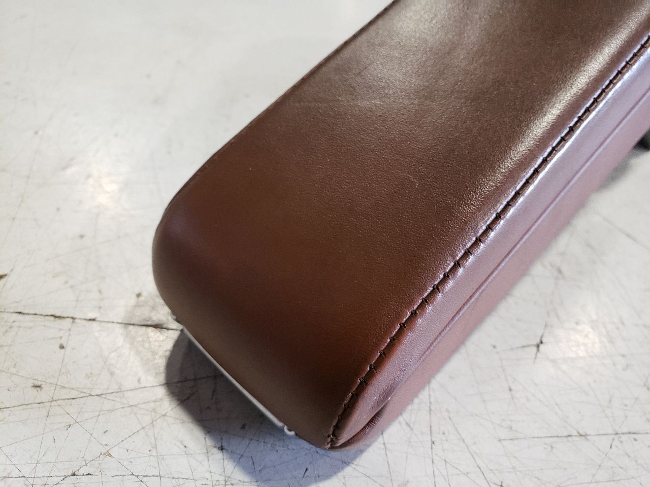 Right Front Armrest - 2006 Bentley Flying Spur, Sedan - OEM