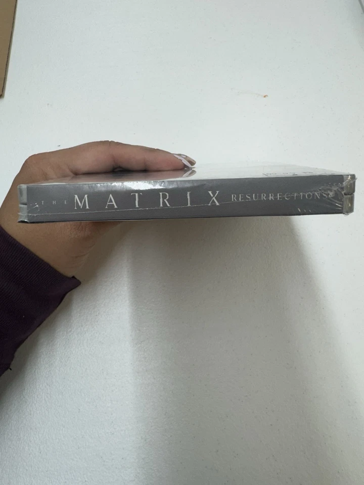 THE MATRIX RESURRECTIONS 4K UHD Blu-ray MANTA LAB Embossed Steelbook Full Slip - Image 2 of 2