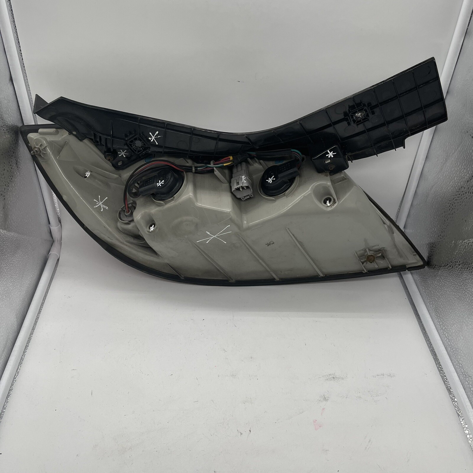 SATURN SKY TAIL LIGHT TAILLIGHT LAMP RIGHT PASSENGER SIDE 0710 OEM eBay