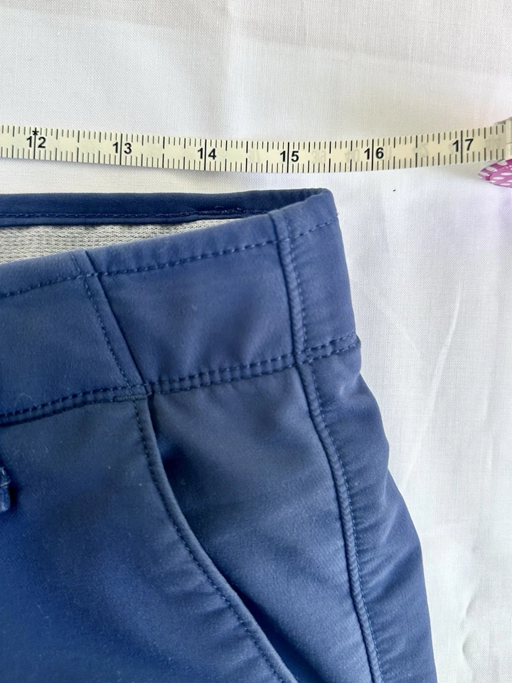 Calça de golfe masculina Under Armour tamanho 34x32, azul, elástica de desempenho, chino - Imagem 3 de 4