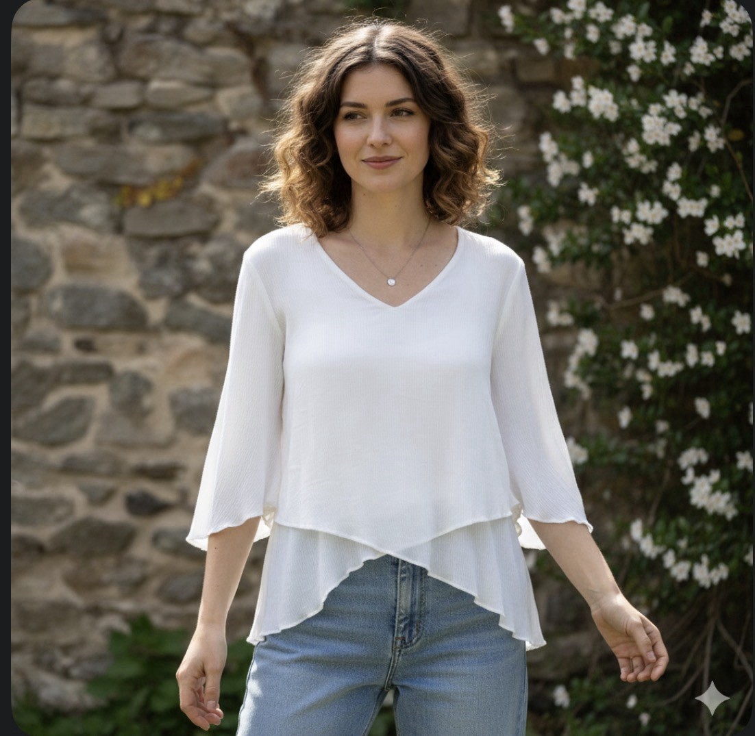 Karen Kane White Crinkle Gauze Layered Hem Top - M - Boho Lagenlook Bell Sleeve