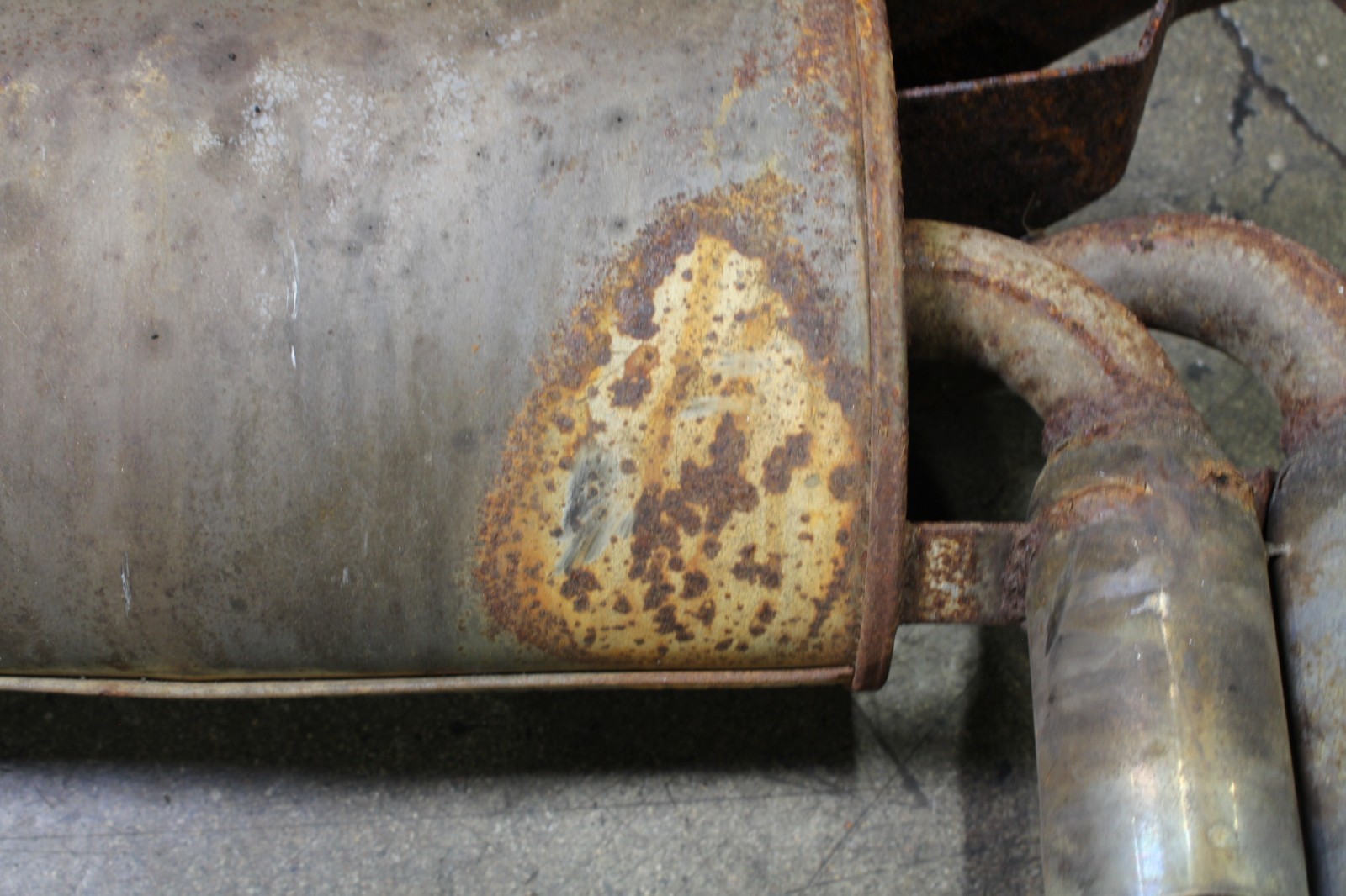 Ferrari 308, Muffler, Rusted, Fire Dmg, Used, P/N 113251