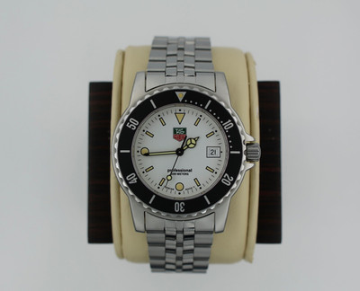 New TAG Heuer WD1213.BA0610 Mens 1500 Series Professional Watch White Black NOS