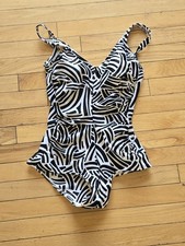 Vintage Maxine Of Hollywood Black White Geometric Swimsuit Rouched Lined Sz 10