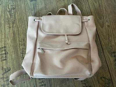 Kunstleder Rucksack Rosa/Nude – Alltag Schule Freizeit – Top gepflegt - Bild 1 von 3