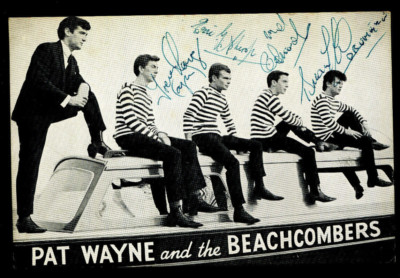 PAT WAYNE  & BEACHCOMBERS  :  signed 60s promotion card  / signierte Promo Karte