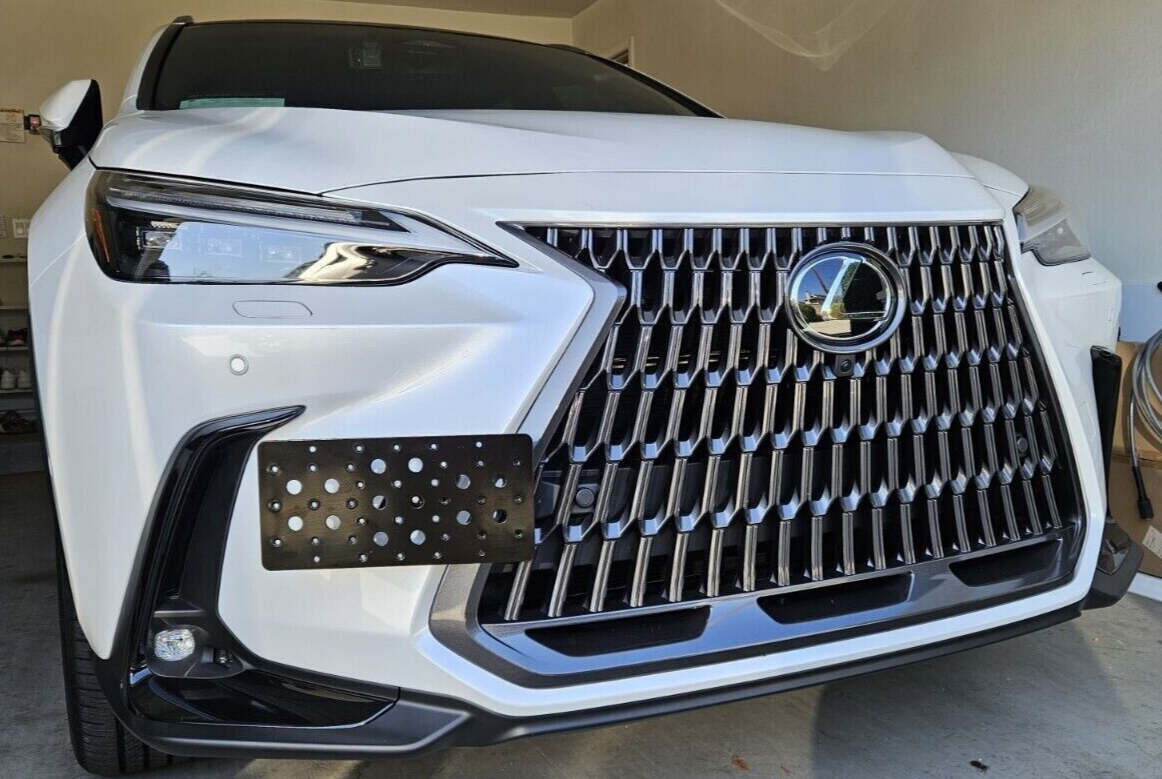 レクサスつなぎ Ｓ Front Bumper Tow Hook License Plate Tag Mount Bracket for Lexus NX