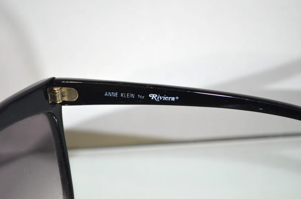 BEAUTIFUL Anne Klein "For Riviera" Italy Sunglasses Black/Turquoise Silver Logo - Image 4 of 4