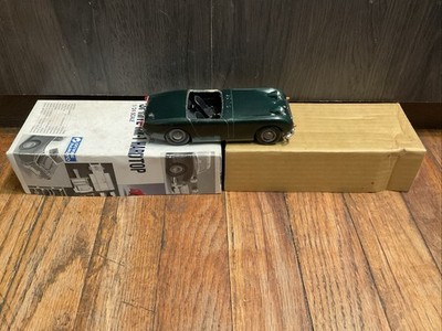 Austin様 ヴィルツ L CLモデル Austin Healey Sprite Mk-1 Hardtop 1/24 Gunze High-Tech model kit