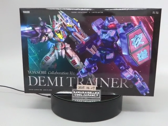 YOASOBI Collaboration DEMI TRAINER 祝福 HG Demi Trainer YOASOBI Collab. Ver. Review | YOASOBI x