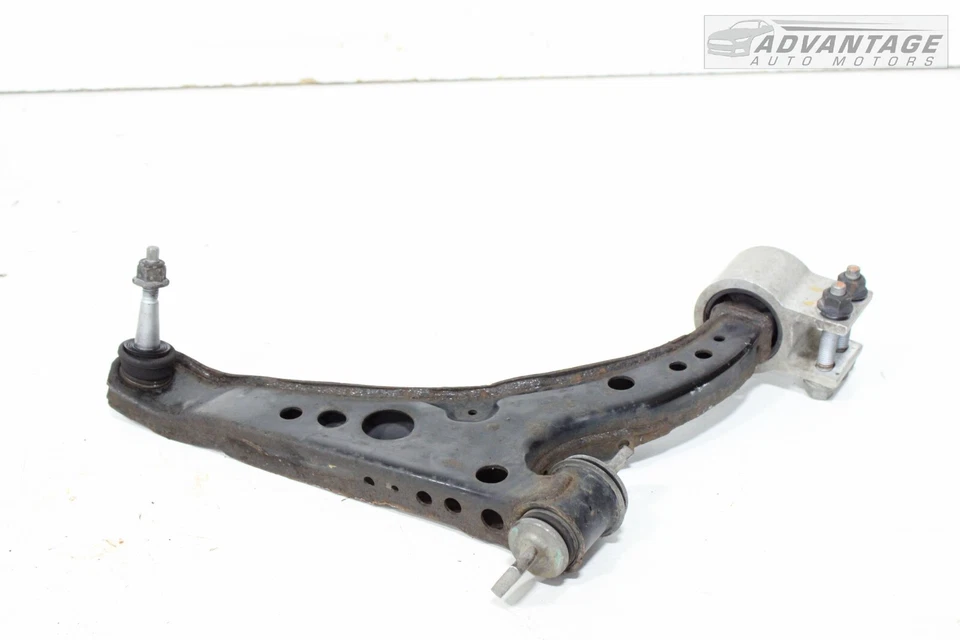 Chevrolet Cruze LT 2016-2019 tracción delantera 1,4 L brazo de control inferior delantero derecho OEM Foto 3 de 4