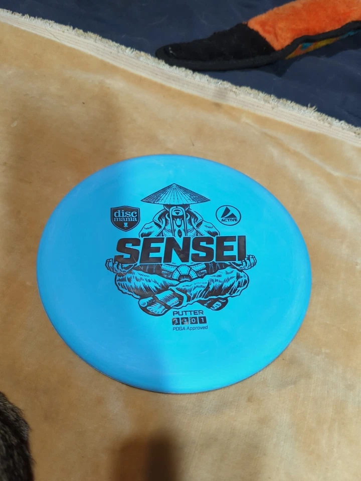 Disc Golf Putter Approach, Discmania Sensei, Active Premium Blue, 3/3/0/1, 168 g - Image 3 of 4