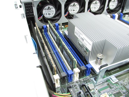 HP ProLiant DL380 Gen9 Xeon E5-2640 V4 SR2NZ 2.40 GHz 32GB RAM No Drives Server - Picture 7 of 9