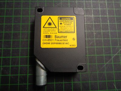 1 x Baumer Laser Distanz-Sensor CH-8501