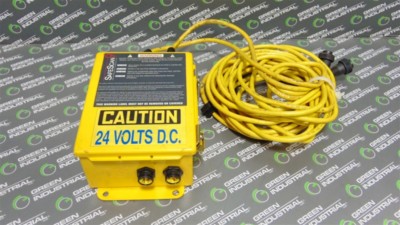 USED Dolan Jenner SS910-11010 SafeScan 9 Light Curtain Control Box
