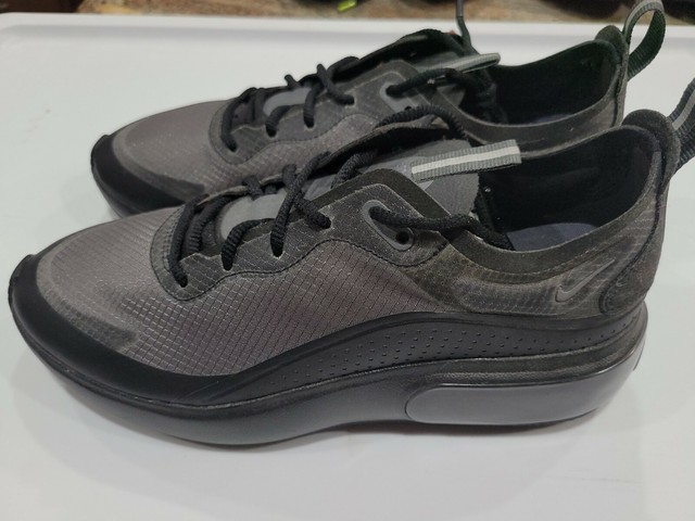 nike air max dia throwback future