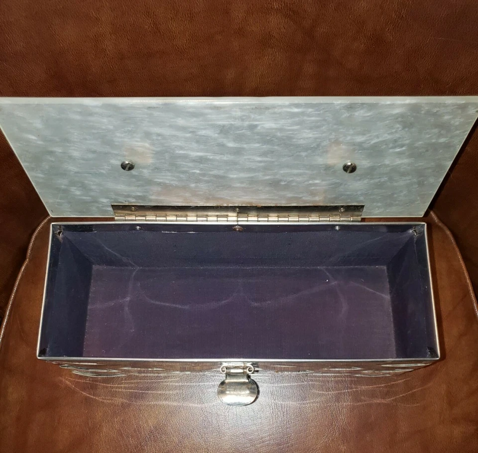 DORSET REX Basket Weave Stainless Steel Box PURSE w/Clear Pearl Lucite Lid 1950s - Image 4 of 4