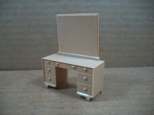 Vintage Marx Dollhouse Furniture ~ Bedroom Set ~ 3 Pieces - Picture 14 of 14