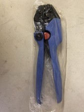 PINCE À SERTIR DE PRODUCTION 985753 FACOM POUR COSSES PRÉ-ISOLÉES