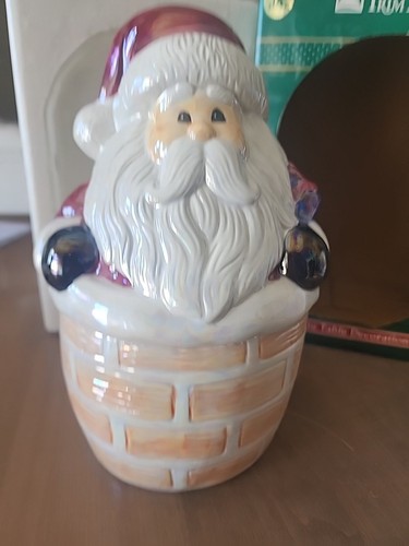 Vtg Trim A Home Dolomite Table Top Decoration Santa Climbing Up Chimney KMart - Picture 5 of 13