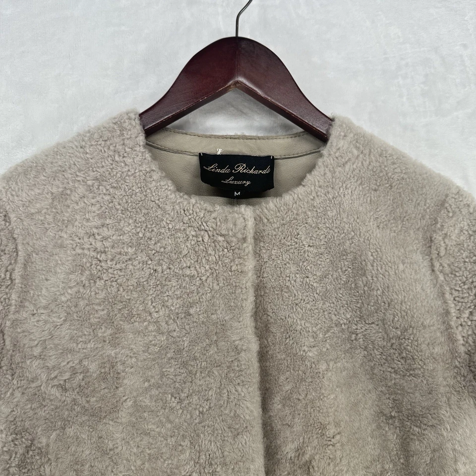 Linda Richards Top de Lujo Talla M Gris Tejido Chaleco a Presión Manga Gorra Forrado de Cuero Foto 2 de 4