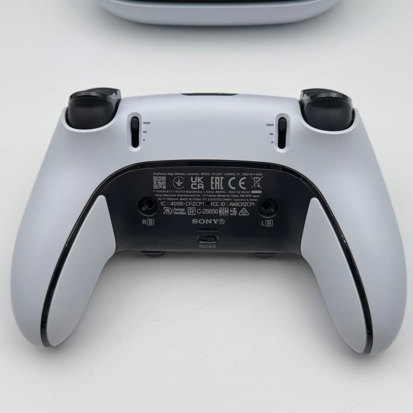 Sony PlayStation DualSense Edge Wireless Controller CFI-ZCP1 - PS5 - White