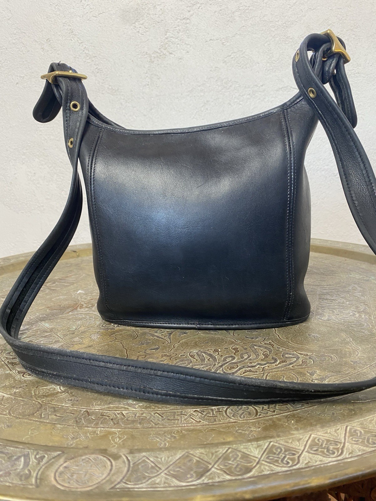 Authentic Vintage Coach 90's Legacy Slim Duffle Black Leather Shoulder Bag 9816 image 3
