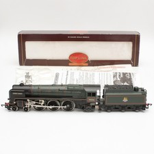 Hornby R242 Britannia Class Robert Burns BR Green OO Gauge Limited Edition