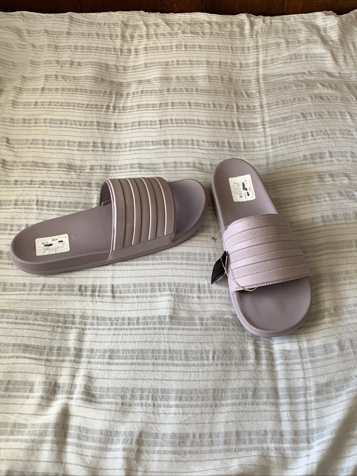 Adidas US taglia 12 slide comode lilla nuove con etichette Adilette