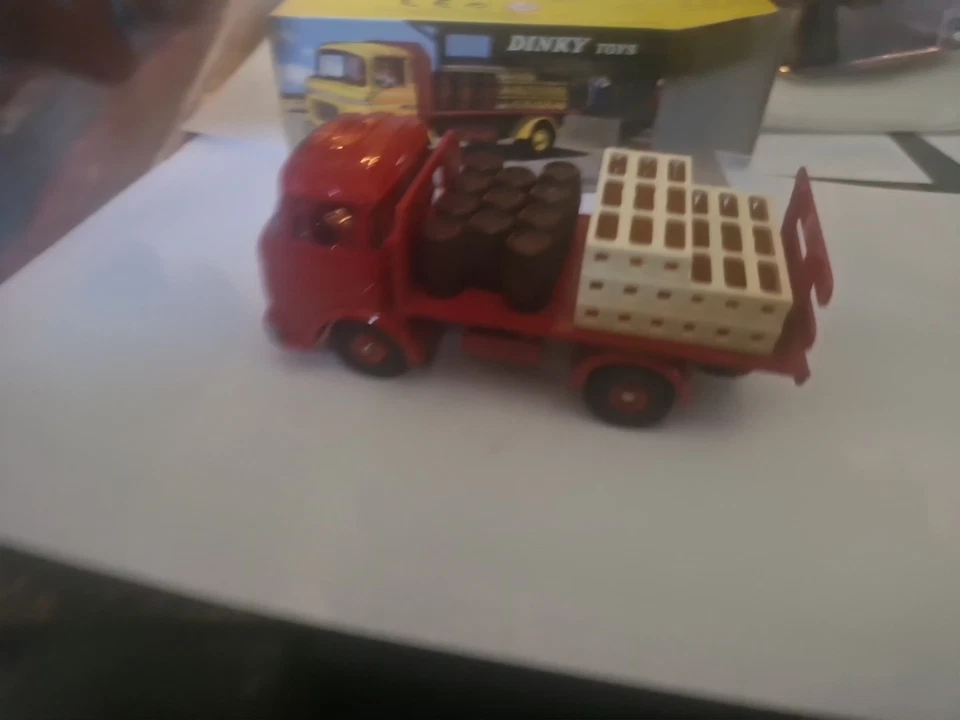  Camion Plateau Berliet Brasseur Kronenbourg Dinky Toys Atlas 1:43 Voiture 588 - Photo 4/4