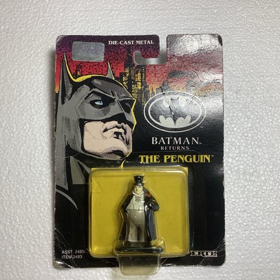 1992 Batman Returns The Penguin Die-Cast Metal Figure Vintage On Card #2483