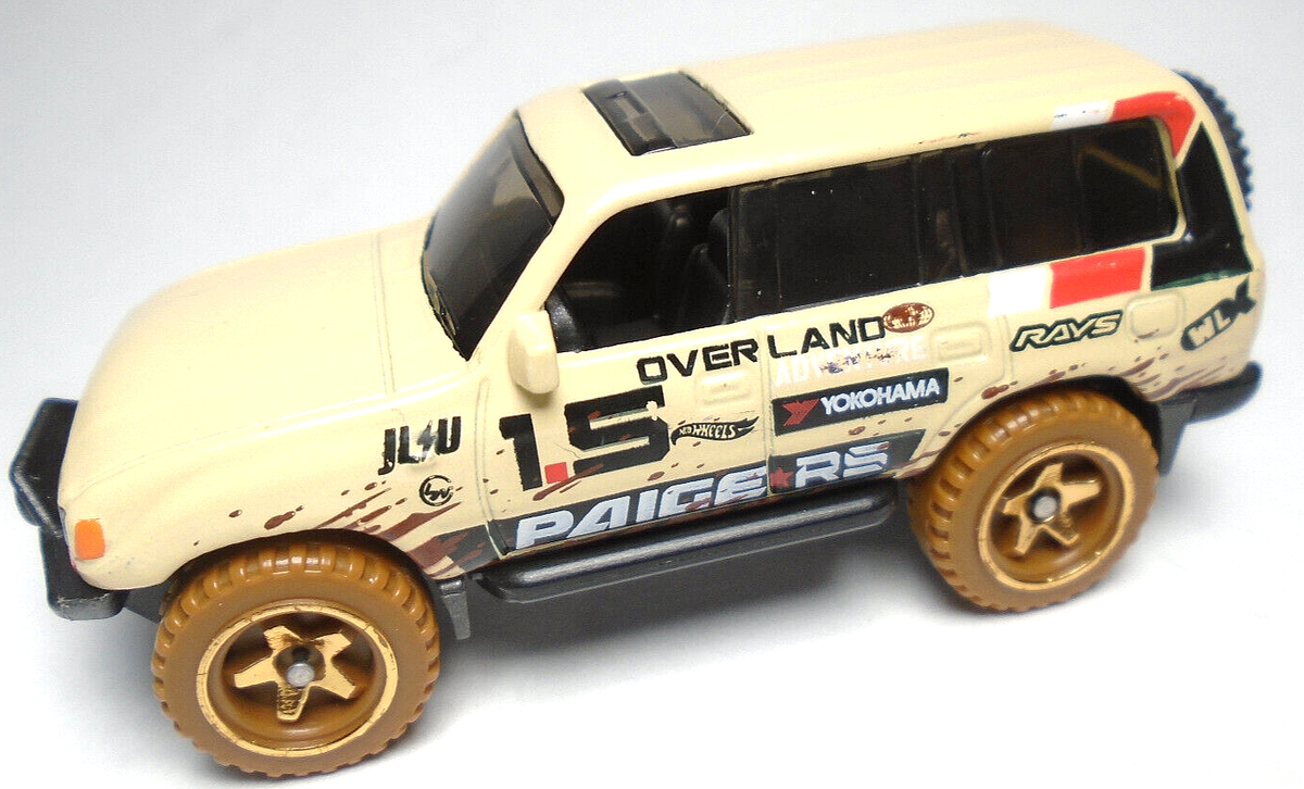1/64 Toyota Land Cruiser 80 合金 ミニカー　ベージュ 2021 HOT WHEELS TOYOTA LAND CRUISER 80 #15 BEIGE 1:64 DIECAST 3