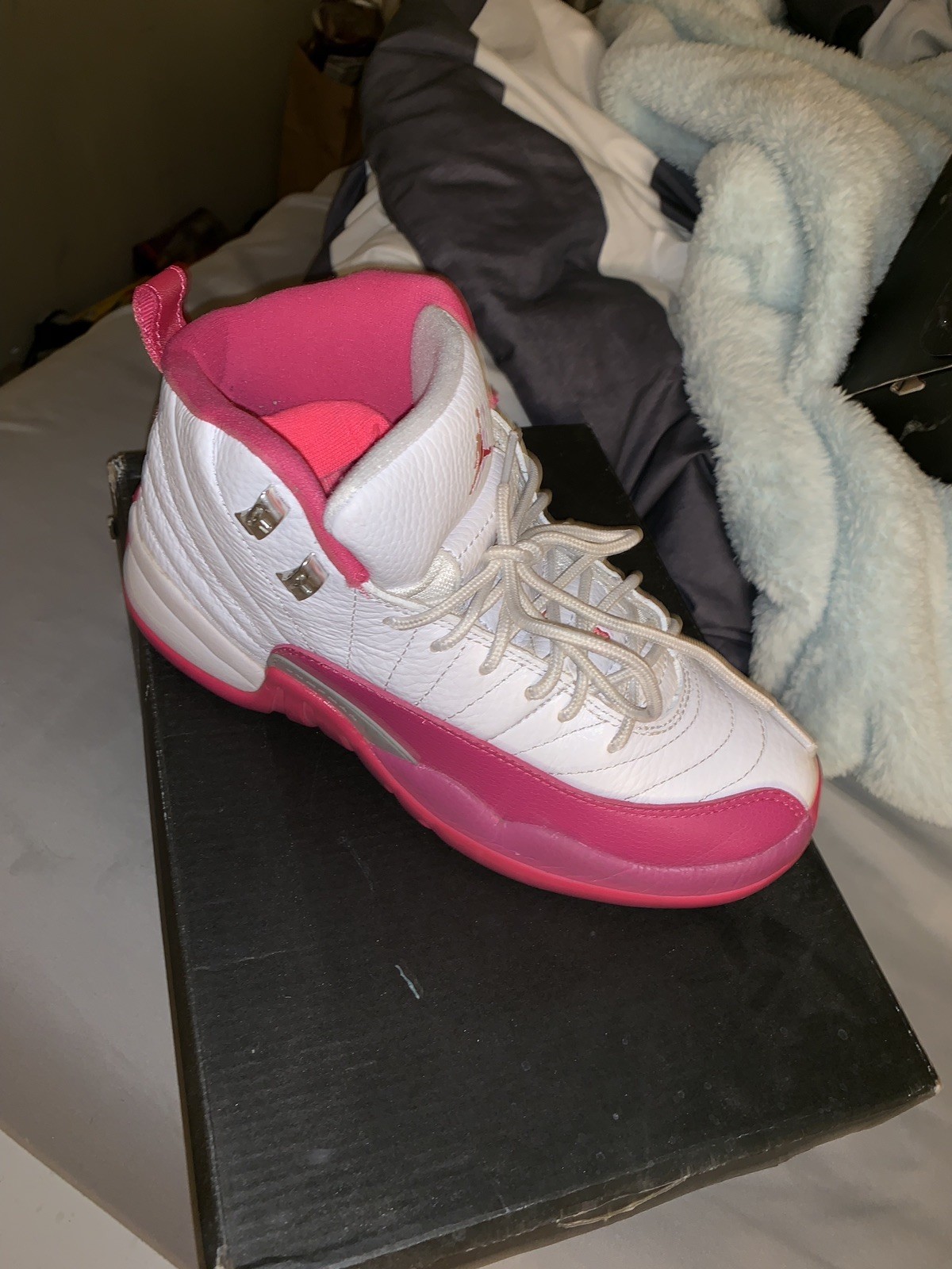 jordan 12s size 6