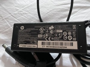 ORIGINAL HP LAPTOP LADEGERÄT 19,5 V - 3,33A 65 W