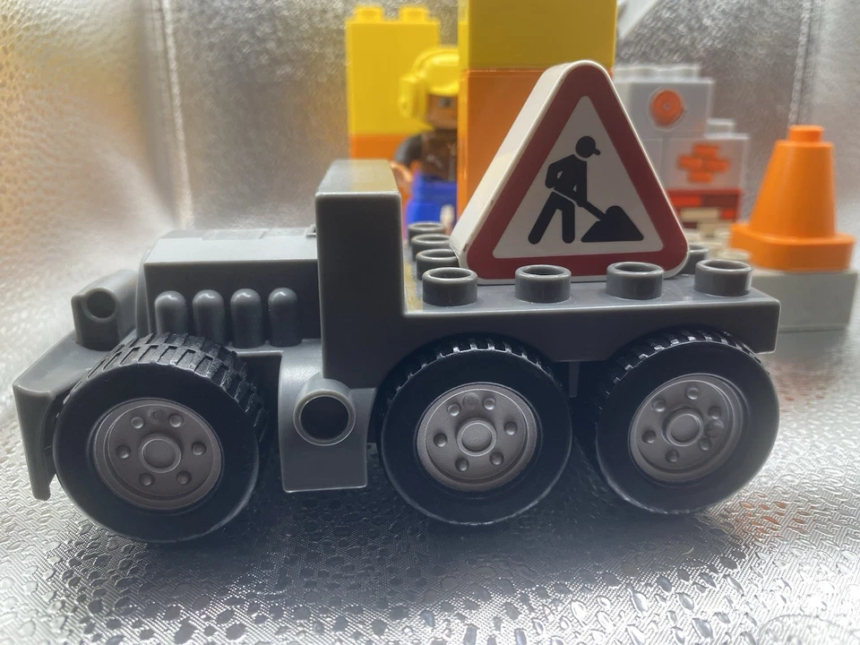 LEGO Duplo Construction Theme Lot: Semi, Mini-figure, Accessories, Bricks! READ - Image 3 of 4